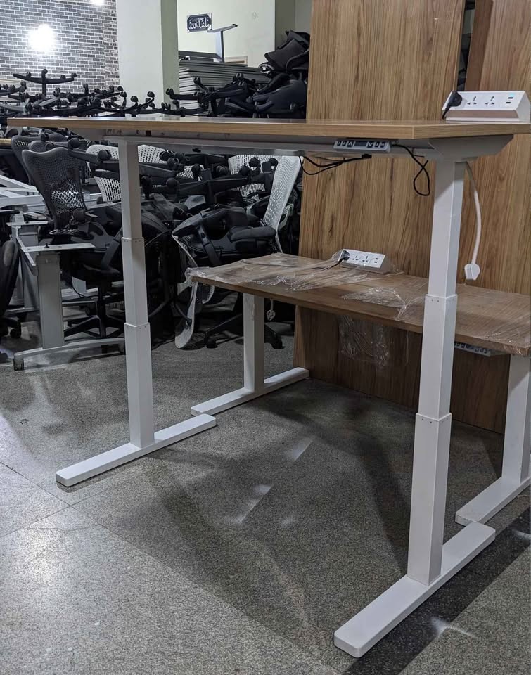 Standing desk - Nfinity | Fitness and gym equipment | Dumbbells | Plates