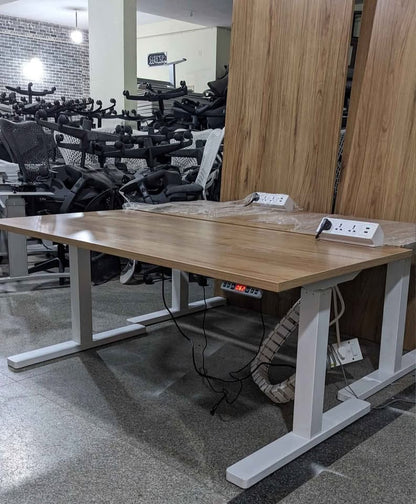 Standing desk - Nfinity | Fitness and gym equipment | Dumbbells | Plates 